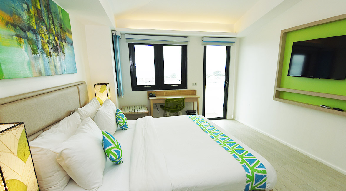 lime boracay penthouseking